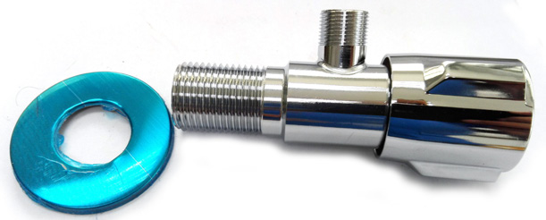 LLAVE ANGULAR CON PUNO
